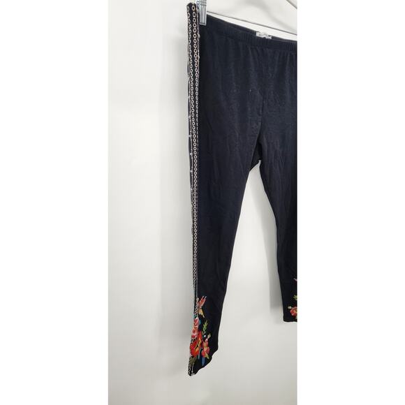 Johnny Was Style J61518-1 Leggings Black Embroidered Size XL Floral Humming Bird - Picture 4 of 11